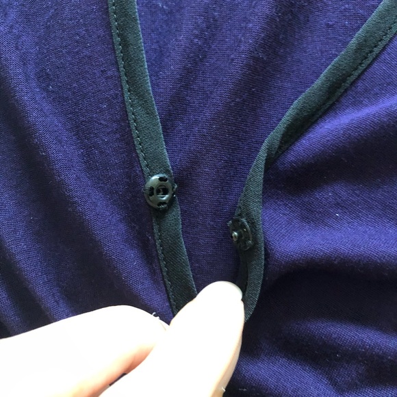 Faux Wrap Sleeveless Blouse Silk luxx tank - Picture 10 of 12